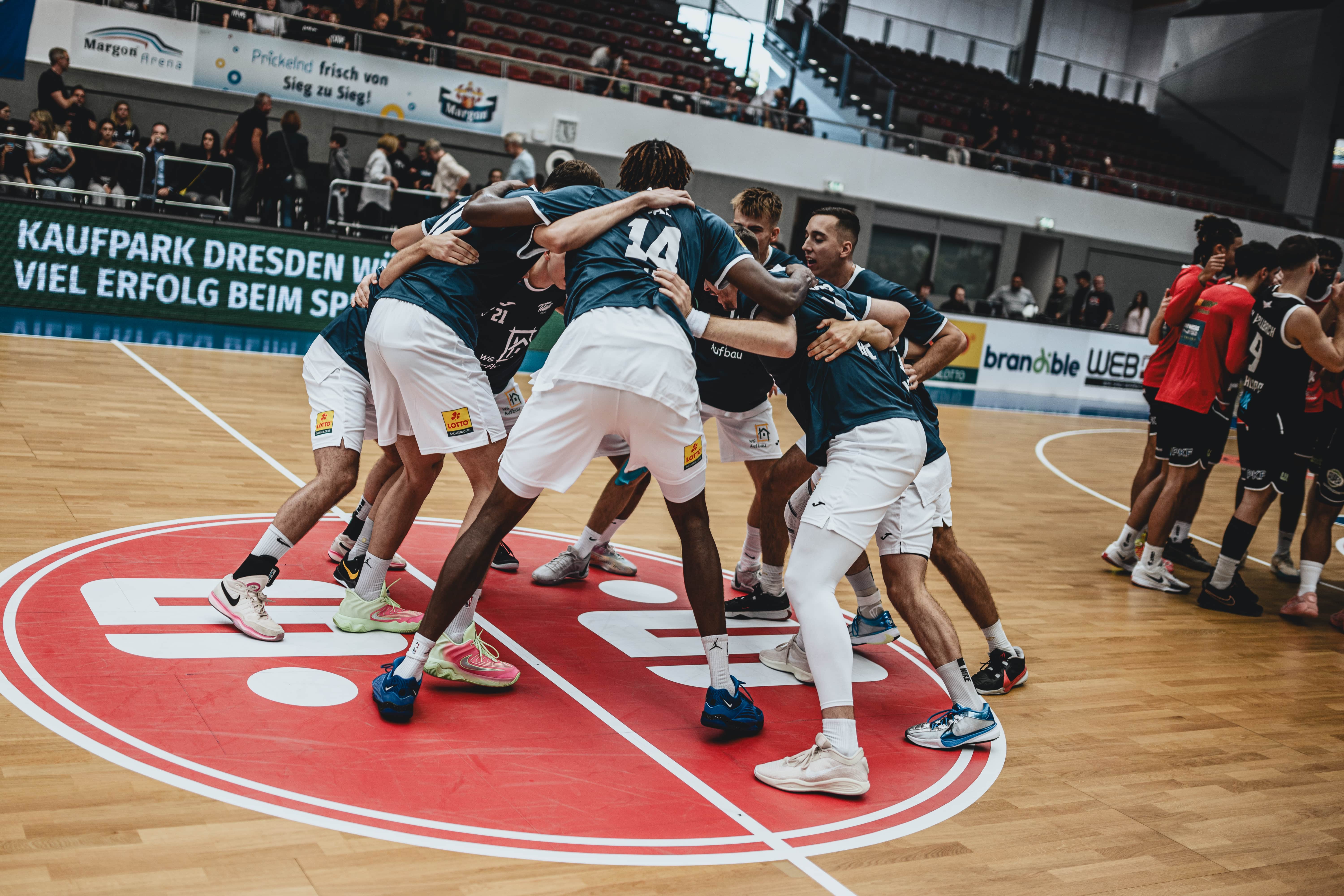 ProB: Kein Glück am Doppelspieltag: Titans verlieren auch in Leitershofen